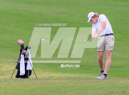 Thumbnail 1 in NCHSAA 2A Final (Day 1) photogallery.