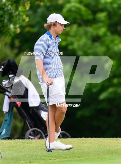 Thumbnail 2 in NCHSAA 2A Final (Day 1) photogallery.