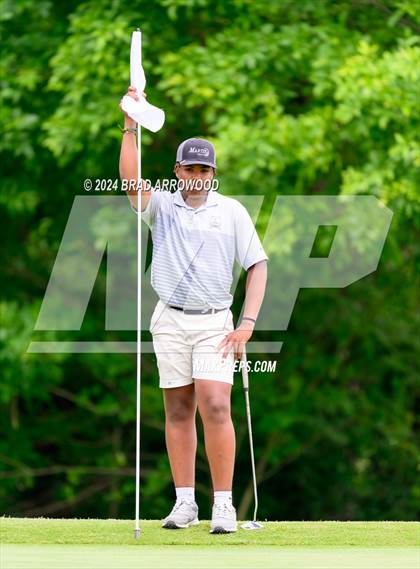 Thumbnail 1 in NCHSAA 2A Final (Day 1) photogallery.