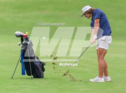 Thumbnail 2 in NCHSAA 2A Final (Day 1) photogallery.