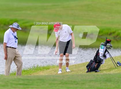 Thumbnail 2 in NCHSAA 2A Final (Day 1) photogallery.