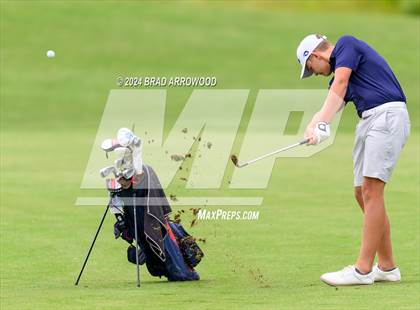Thumbnail 3 in NCHSAA 2A Final (Day 1) photogallery.