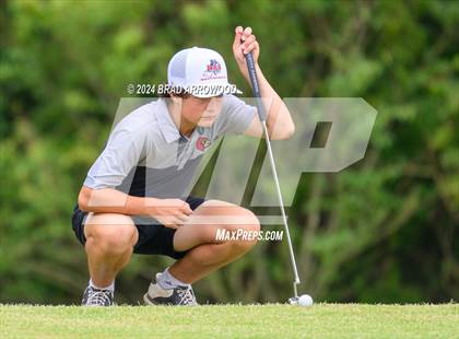 Thumbnail 1 in NCHSAA 2A Final (Day 1) photogallery.