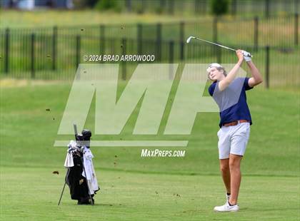 Thumbnail 3 in NCHSAA 2A Final (Day 1) photogallery.