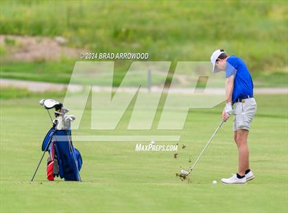 Thumbnail 1 in NCHSAA 2A Final (Day 1) photogallery.