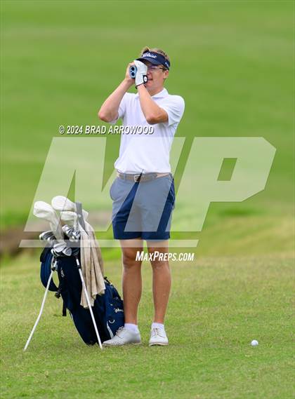 Thumbnail 2 in NCHSAA 2A Final (Day 1) photogallery.
