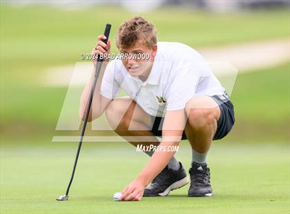 Thumbnail 3 in NCHSAA 2A Final (Day 1) photogallery.