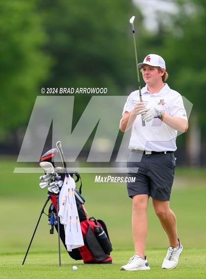 Thumbnail 1 in NCHSAA 2A Final (Day 1) photogallery.