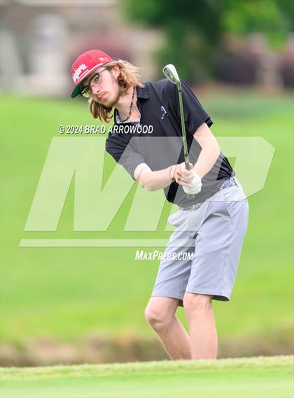 Thumbnail 1 in NCHSAA 2A Final (Day 1) photogallery.