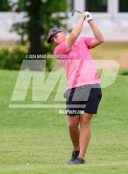 Thumbnail 3 in NCHSAA 2A Final (Day 1) photogallery.