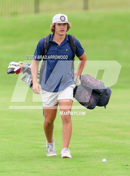 Thumbnail 2 in NCHSAA 2A Final (Day 1) photogallery.