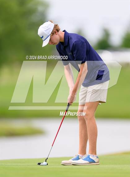 Thumbnail 2 in NCHSAA 2A Final (Day 1) photogallery.