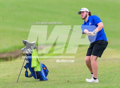 Thumbnail 2 in NCHSAA 2A Final (Day 1) photogallery.
