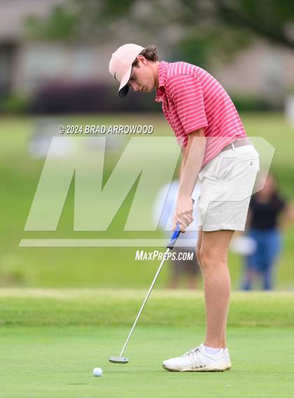 Thumbnail 2 in NCHSAA 2A Final (Day 1) photogallery.