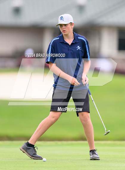 Thumbnail 1 in NCHSAA 2A Final (Day 1) photogallery.