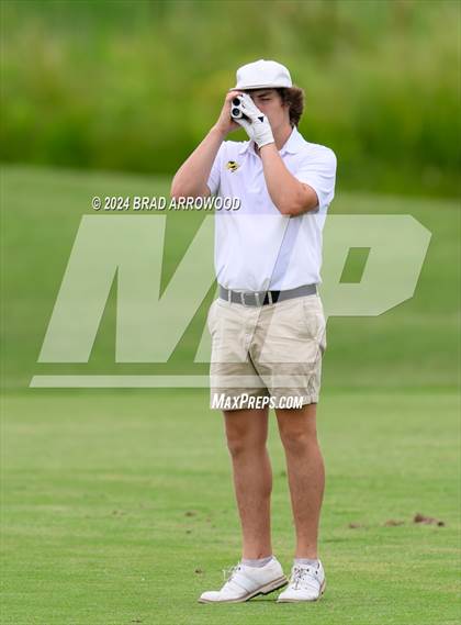Thumbnail 2 in NCHSAA 2A Final (Day 1) photogallery.