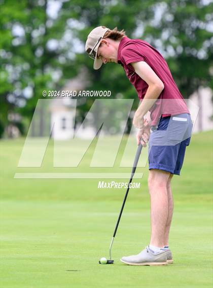 Thumbnail 2 in NCHSAA 2A Final (Day 1) photogallery.