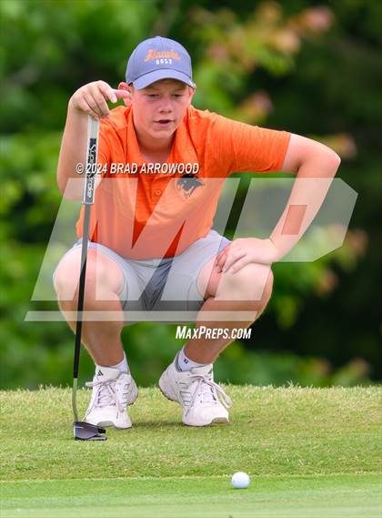 Thumbnail 1 in NCHSAA 2A Final (Day 1) photogallery.
