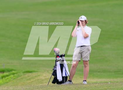 Thumbnail 2 in NCHSAA 2A Final (Day 1) photogallery.