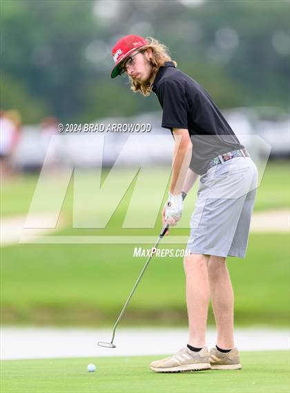 Thumbnail 1 in NCHSAA 2A Final (Day 1) photogallery.