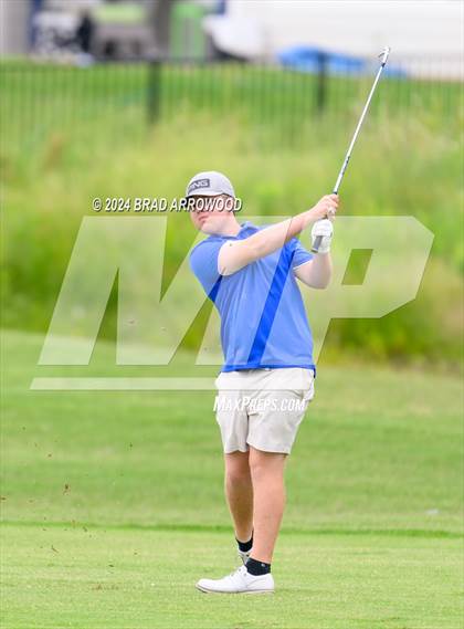 Thumbnail 3 in NCHSAA 2A Final (Day 1) photogallery.
