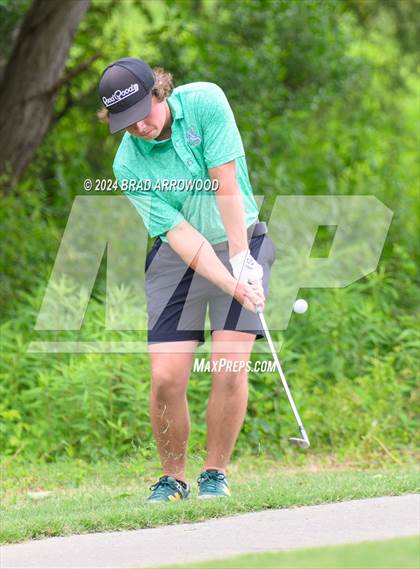 Thumbnail 2 in NCHSAA 2A Final (Day 1) photogallery.