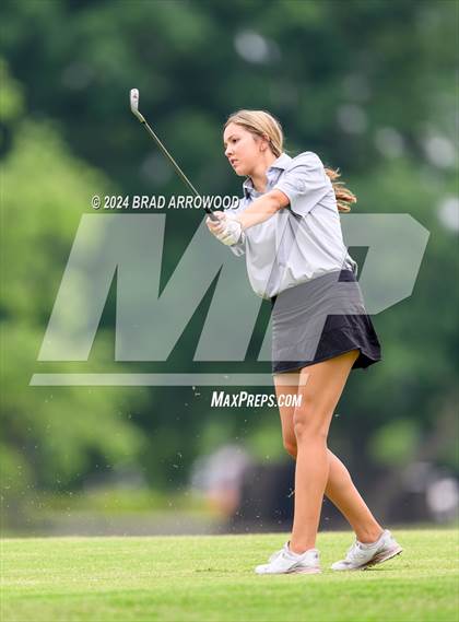 Thumbnail 1 in NCHSAA 2A Final (Day 1) photogallery.