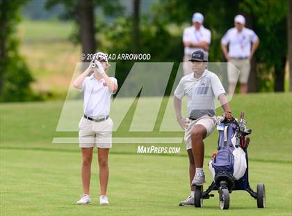 Thumbnail 2 in NCHSAA 2A Final (Day 1) photogallery.