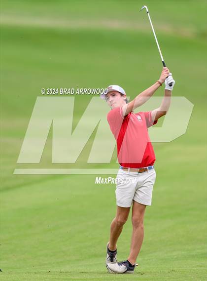 Thumbnail 2 in NCHSAA 2A Final (Day 1) photogallery.