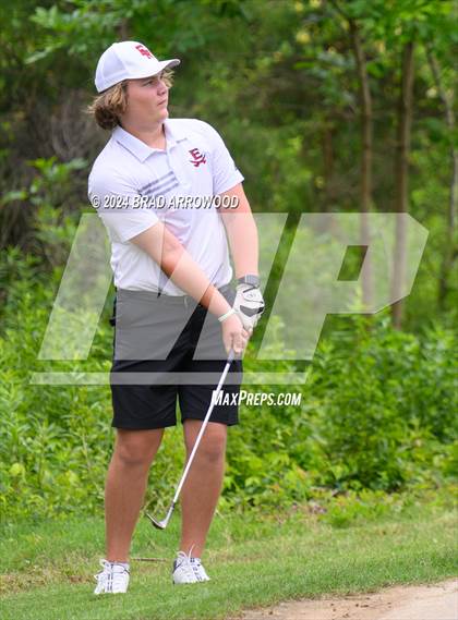 Thumbnail 2 in NCHSAA 2A Final (Day 1) photogallery.