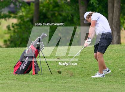 Thumbnail 1 in NCHSAA 2A Final (Day 1) photogallery.