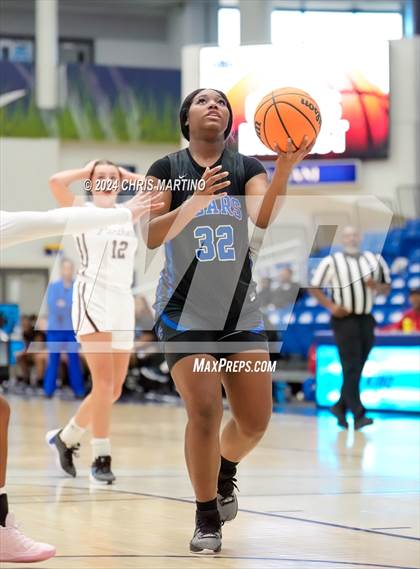 Thumbnail 2 in Lakeside vs Burke County (100 Black Men of Augusta Thanksgiving Classic) photogallery.