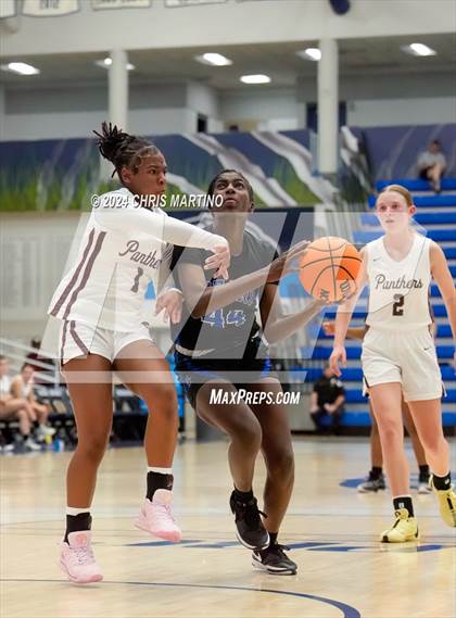 Thumbnail 1 in Lakeside vs Burke County (100 Black Men of Augusta Thanksgiving Classic) photogallery.