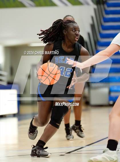 Thumbnail 3 in Lakeside vs Burke County (100 Black Men of Augusta Thanksgiving Classic) photogallery.