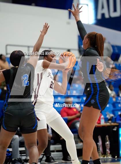 Thumbnail 3 in Lakeside vs Burke County (100 Black Men of Augusta Thanksgiving Classic) photogallery.