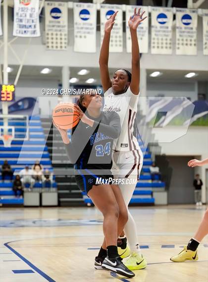Thumbnail 3 in Lakeside vs Burke County (100 Black Men of Augusta Thanksgiving Classic) photogallery.