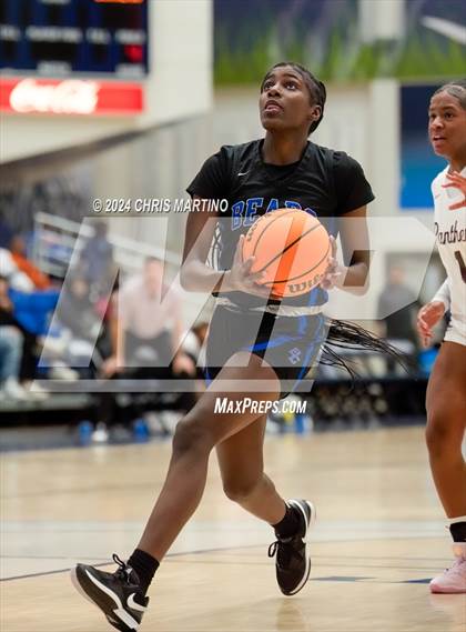 Thumbnail 2 in Lakeside vs Burke County (100 Black Men of Augusta Thanksgiving Classic) photogallery.