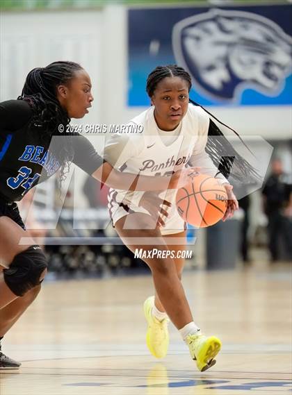 Thumbnail 2 in Lakeside vs Burke County (100 Black Men of Augusta Thanksgiving Classic) photogallery.