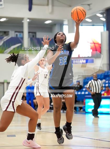 Thumbnail 3 in Lakeside vs Burke County (100 Black Men of Augusta Thanksgiving Classic) photogallery.