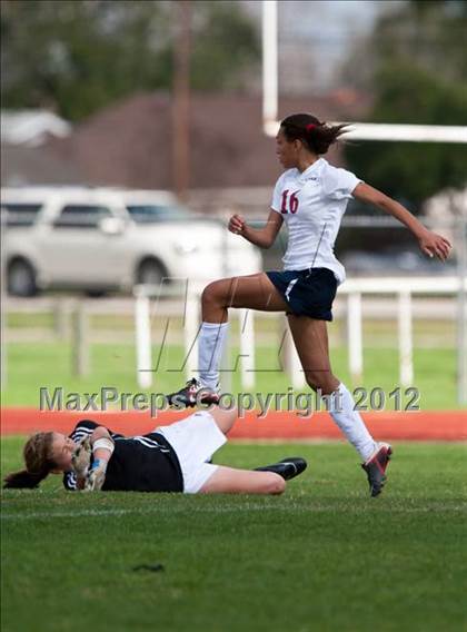 Thumbnail 1 in Lamar vs Clear Creek (Pearland Soccer Classic) photogallery.