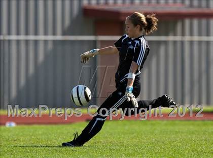 Thumbnail 3 in Lamar vs Clear Creek (Pearland Soccer Classic) photogallery.