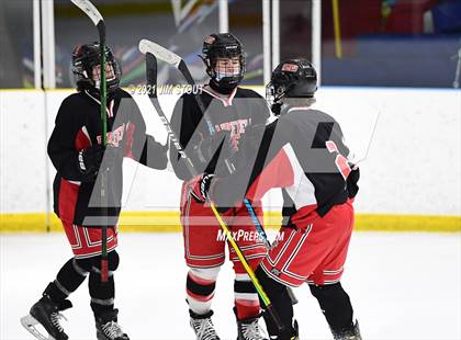 Thumbnail 3 in St. Joseph @ Fairfield Warde/Ludlowe photogallery.
