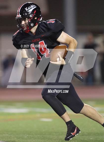 Thumbnail 2 in Wilson @ Hempfield photogallery.