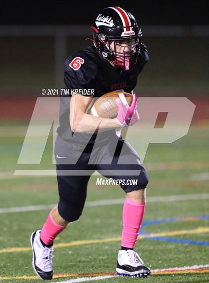 Thumbnail 3 in Wilson @ Hempfield photogallery.