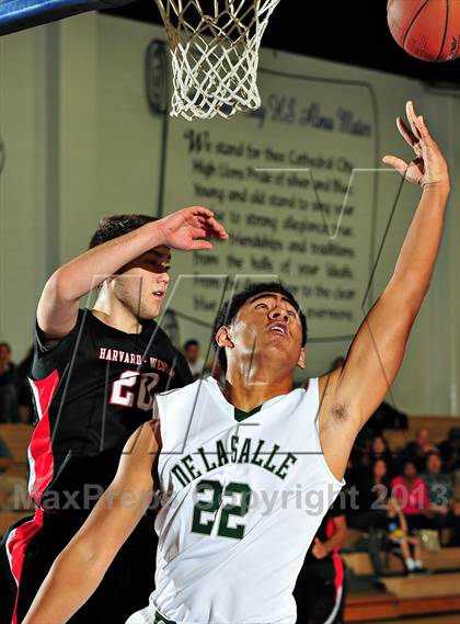 Thumbnail 2 in De La Salle vs. Harvard-Westlake (MaxPreps Holiday Classic) photogallery.
