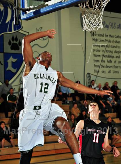 Thumbnail 1 in De La Salle vs. Harvard-Westlake (MaxPreps Holiday Classic) photogallery.