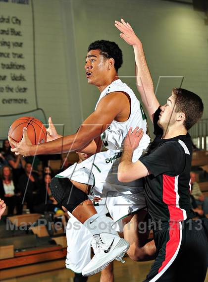 Thumbnail 1 in De La Salle vs. Harvard-Westlake (MaxPreps Holiday Classic) photogallery.