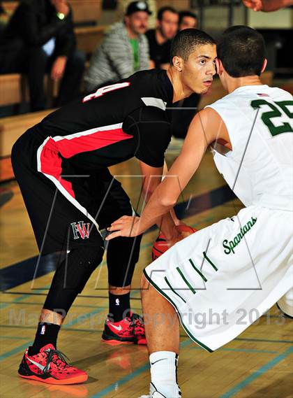 Thumbnail 3 in De La Salle vs. Harvard-Westlake (MaxPreps Holiday Classic) photogallery.