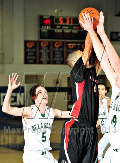 Thumbnail 3 in De La Salle vs. Harvard-Westlake (MaxPreps Holiday Classic) photogallery.