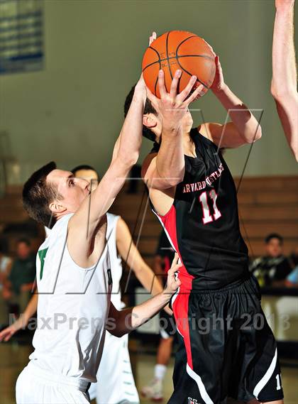 Thumbnail 2 in De La Salle vs. Harvard-Westlake (MaxPreps Holiday Classic) photogallery.
